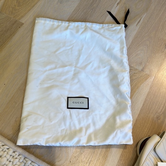 Gucci GG marmot chain bag in off white - Picture 6 of 13
